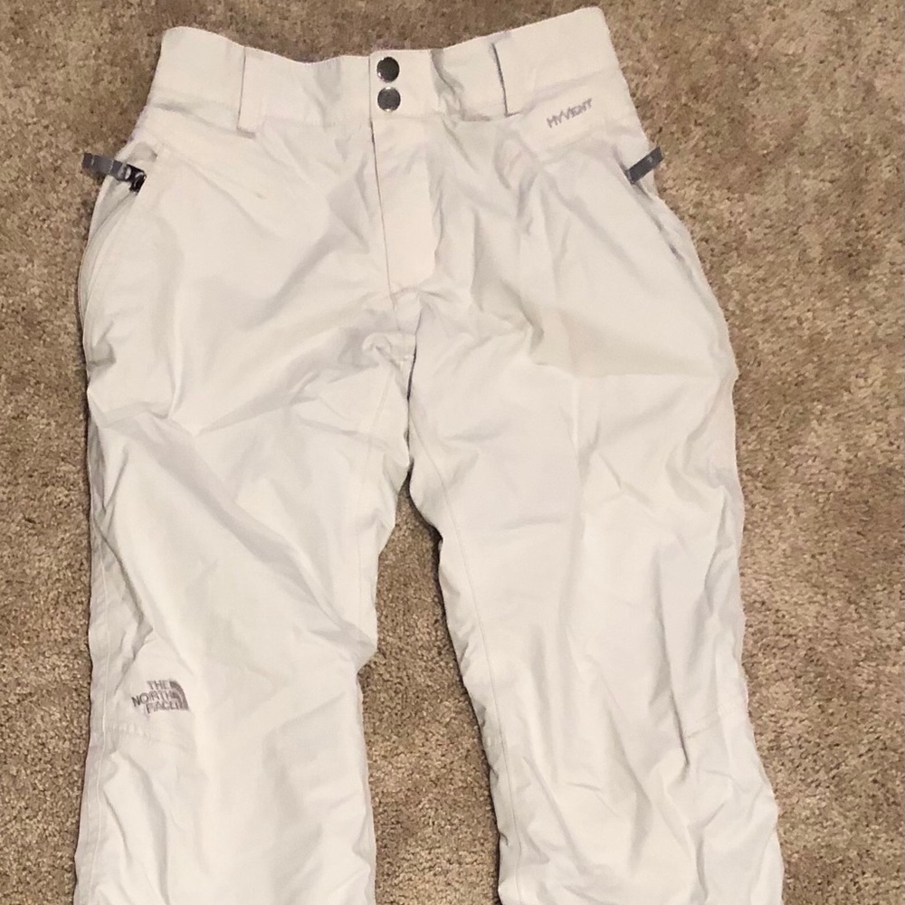Lined North face Hyvent ski pants. 10-12 years.